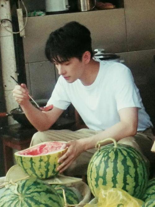 往年吃瓜今年吃瓜图,回顾与展望